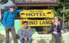 Hotel Rhino Land-Sauraha Family Home